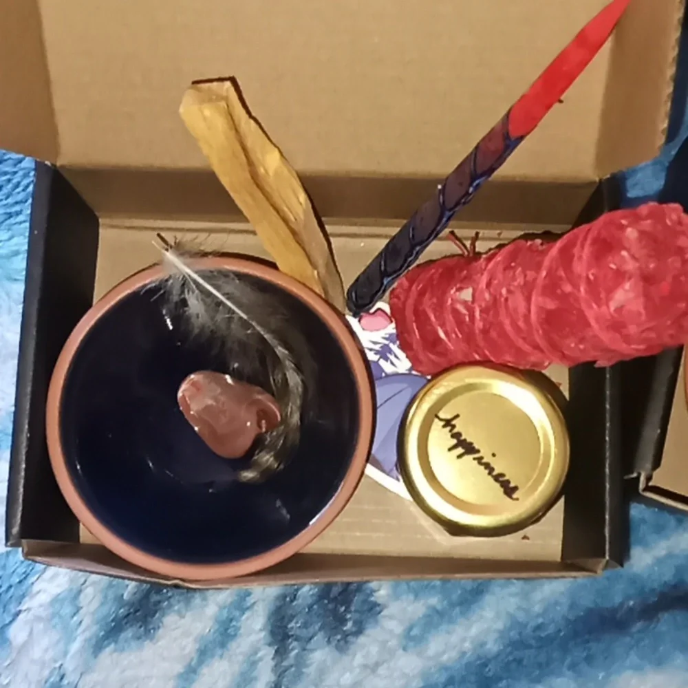 Witchy Box - Picture 3 of 4